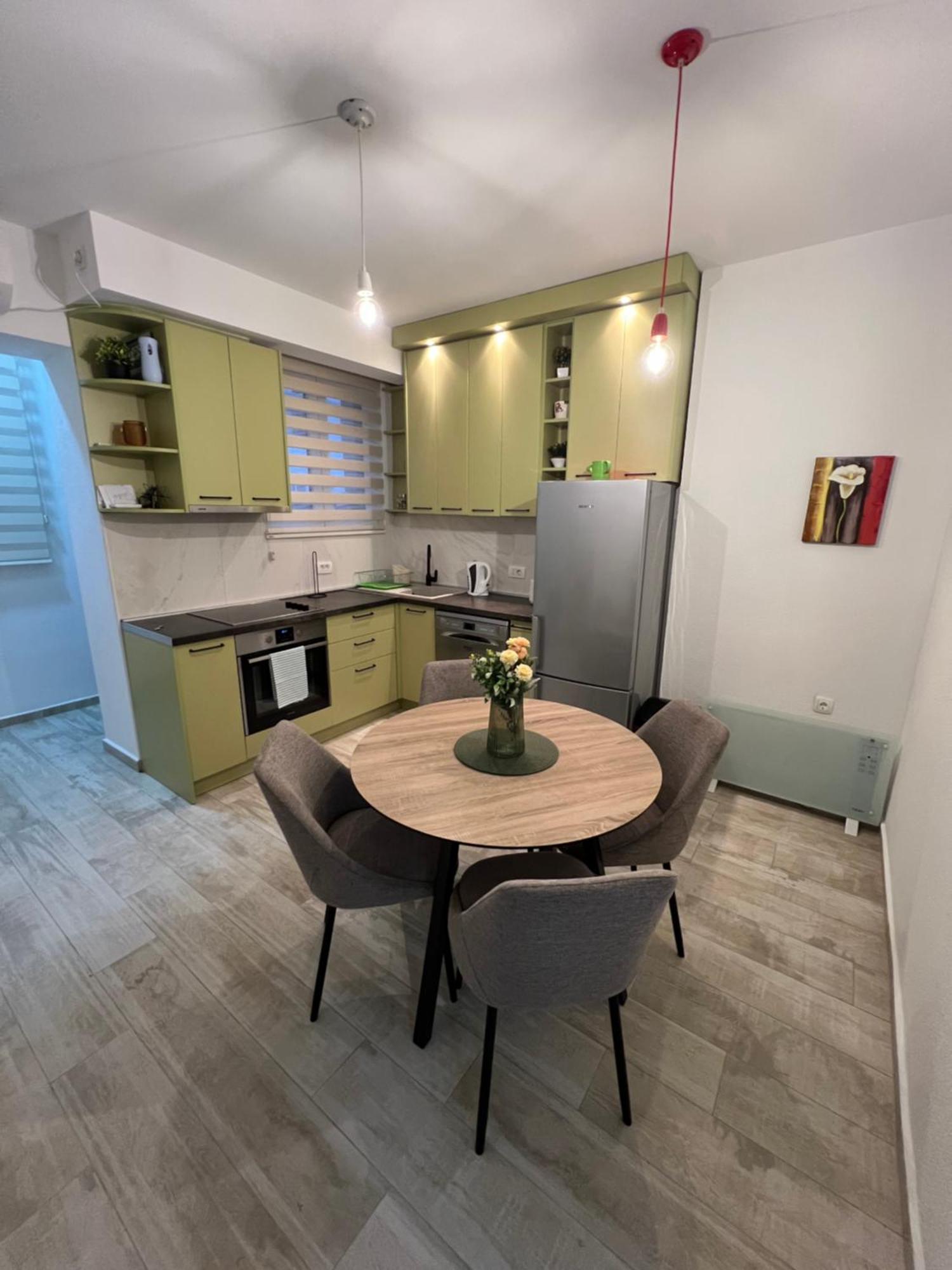 Apartamento Apartman Nadja Kotor Exterior foto